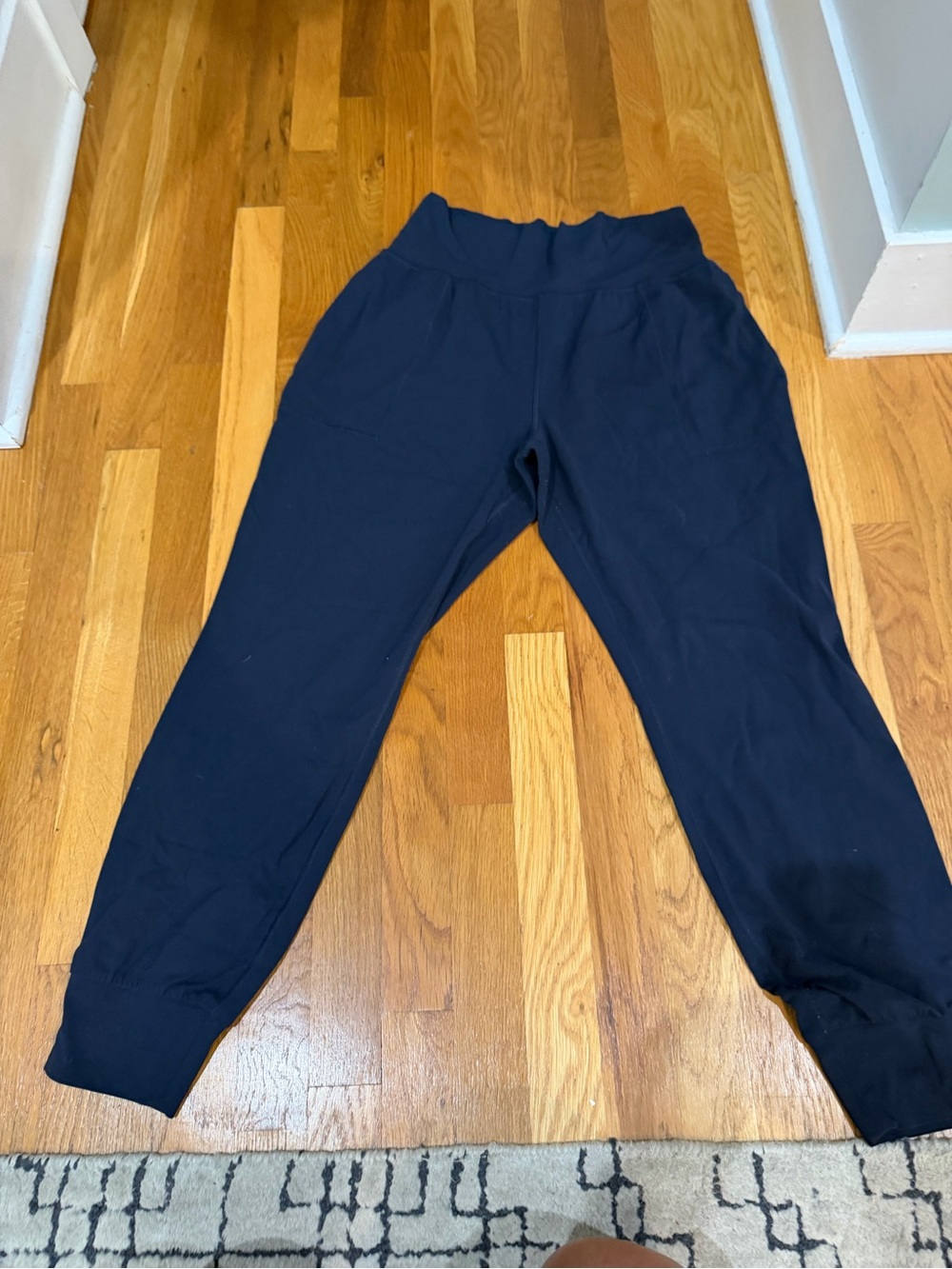 Athleta Salutation  Jogger Pants